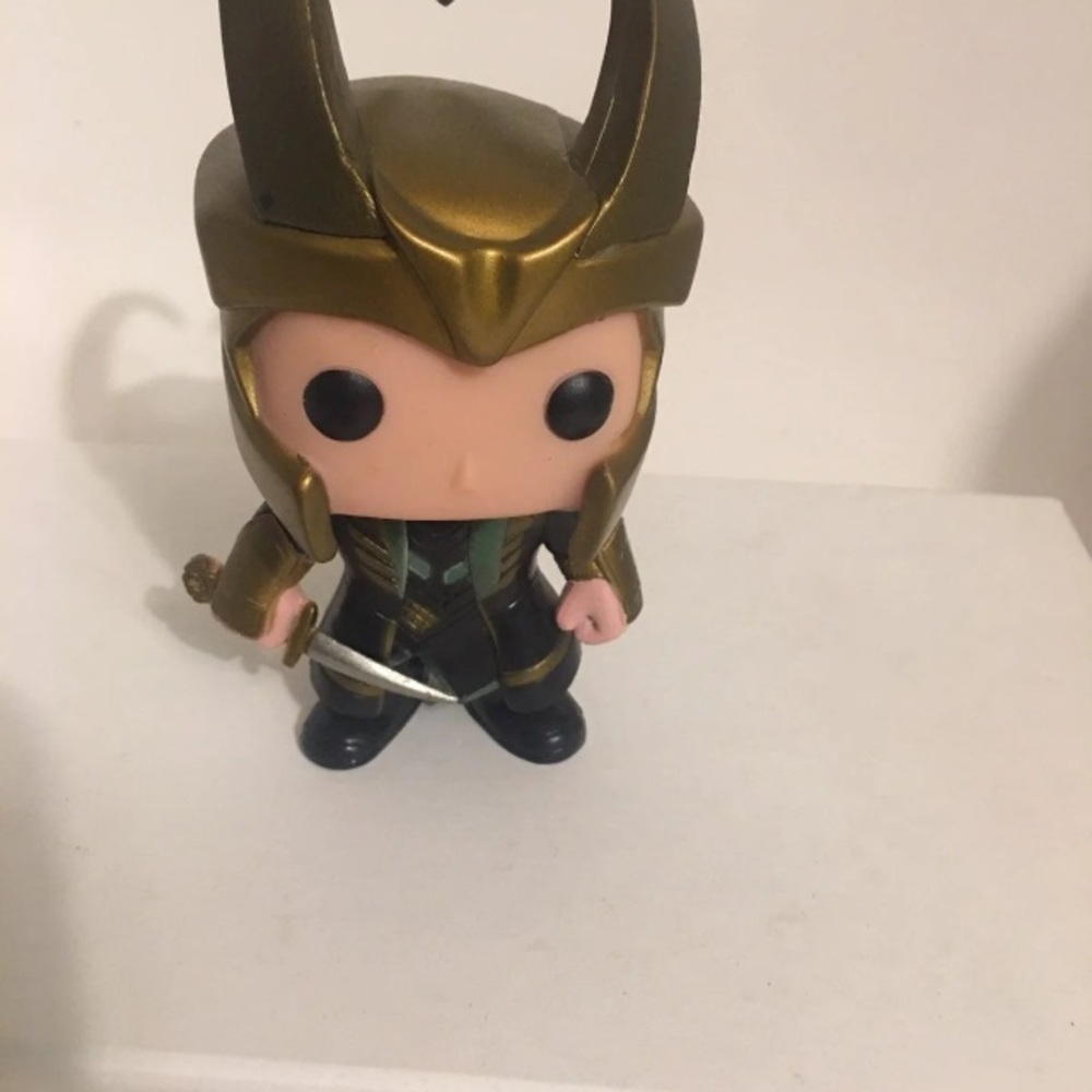 Marvel Loki (Helmet) Funko Pop